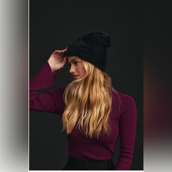 Anthropologie eyelash beanie - Picture 4 of 9